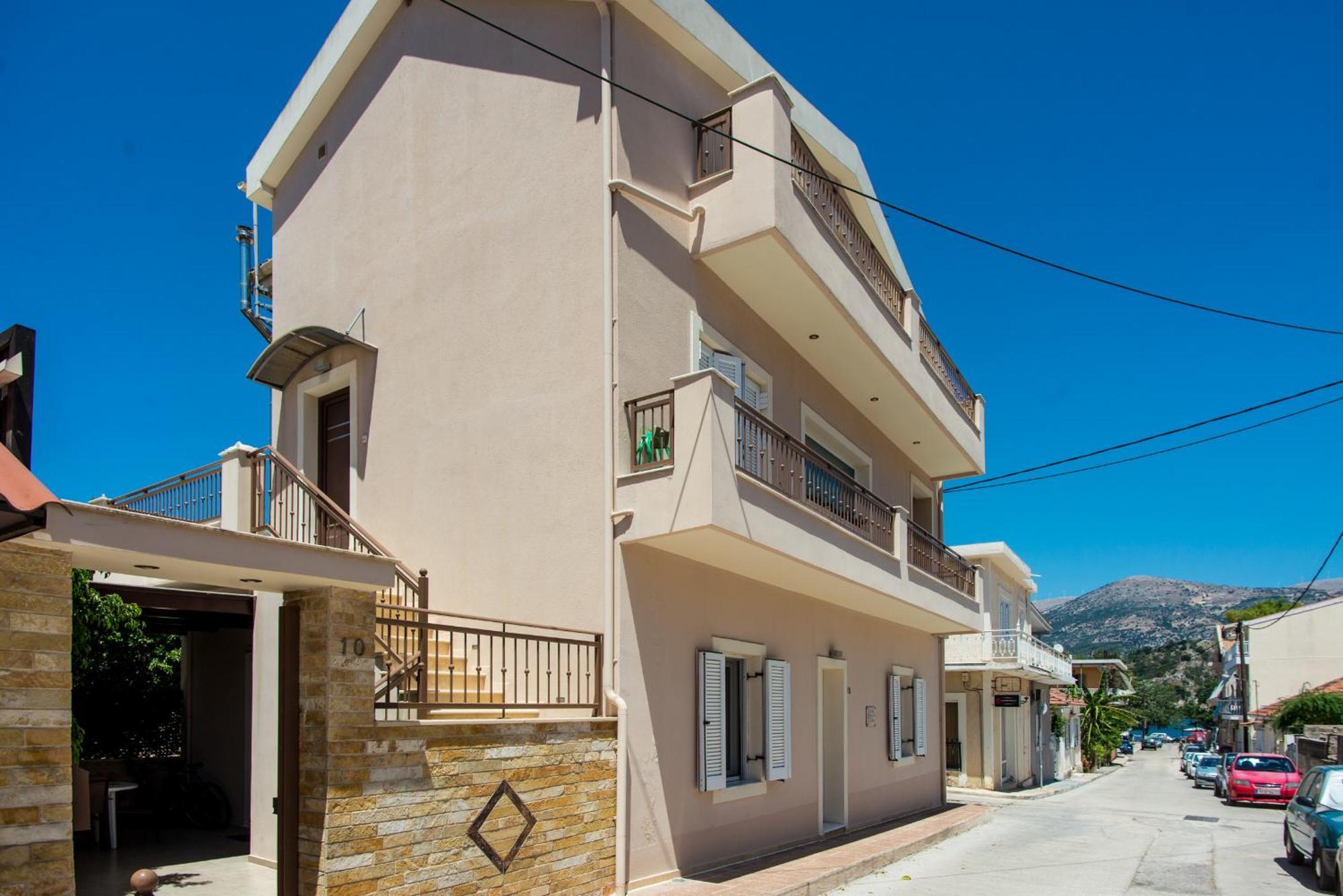 Sofia'S Delightful Apartment Argostoli  Bagian luar foto