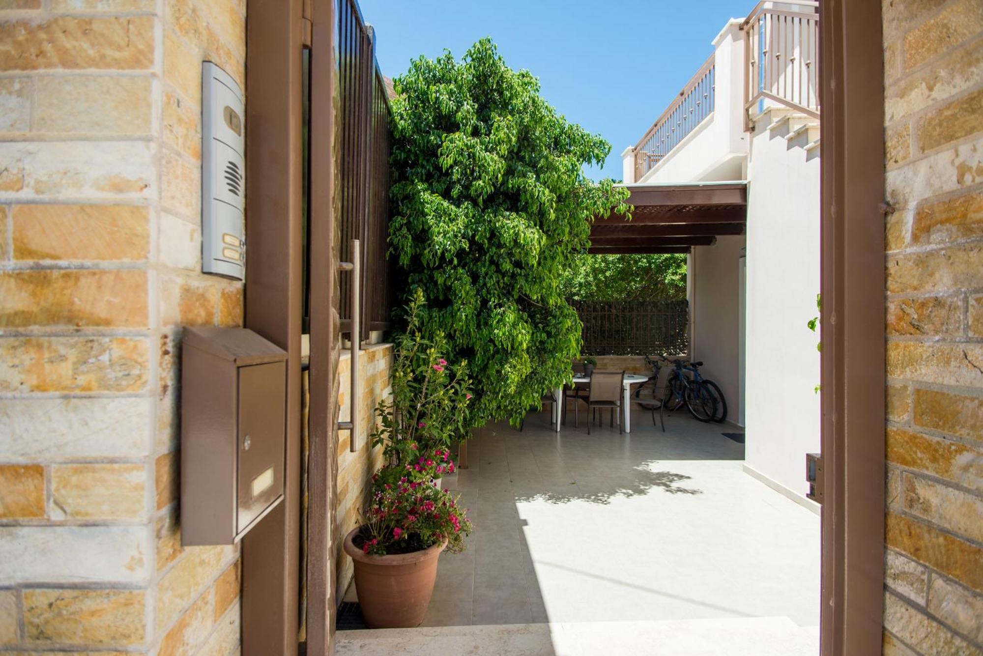 Sofia'S Delightful Apartment Argostoli  Bagian luar foto
